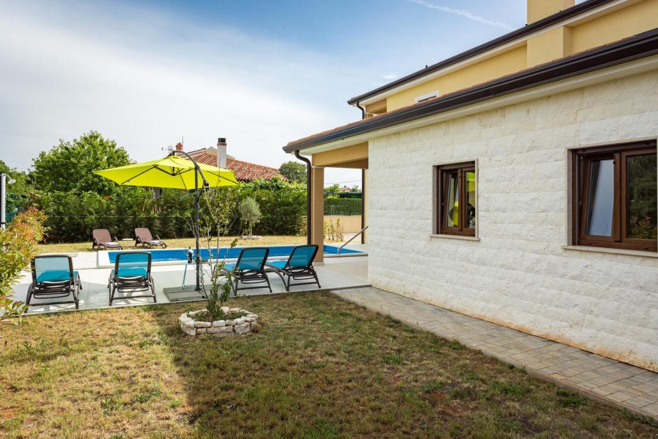 Villa Carneol Kaldanija 外观 照片